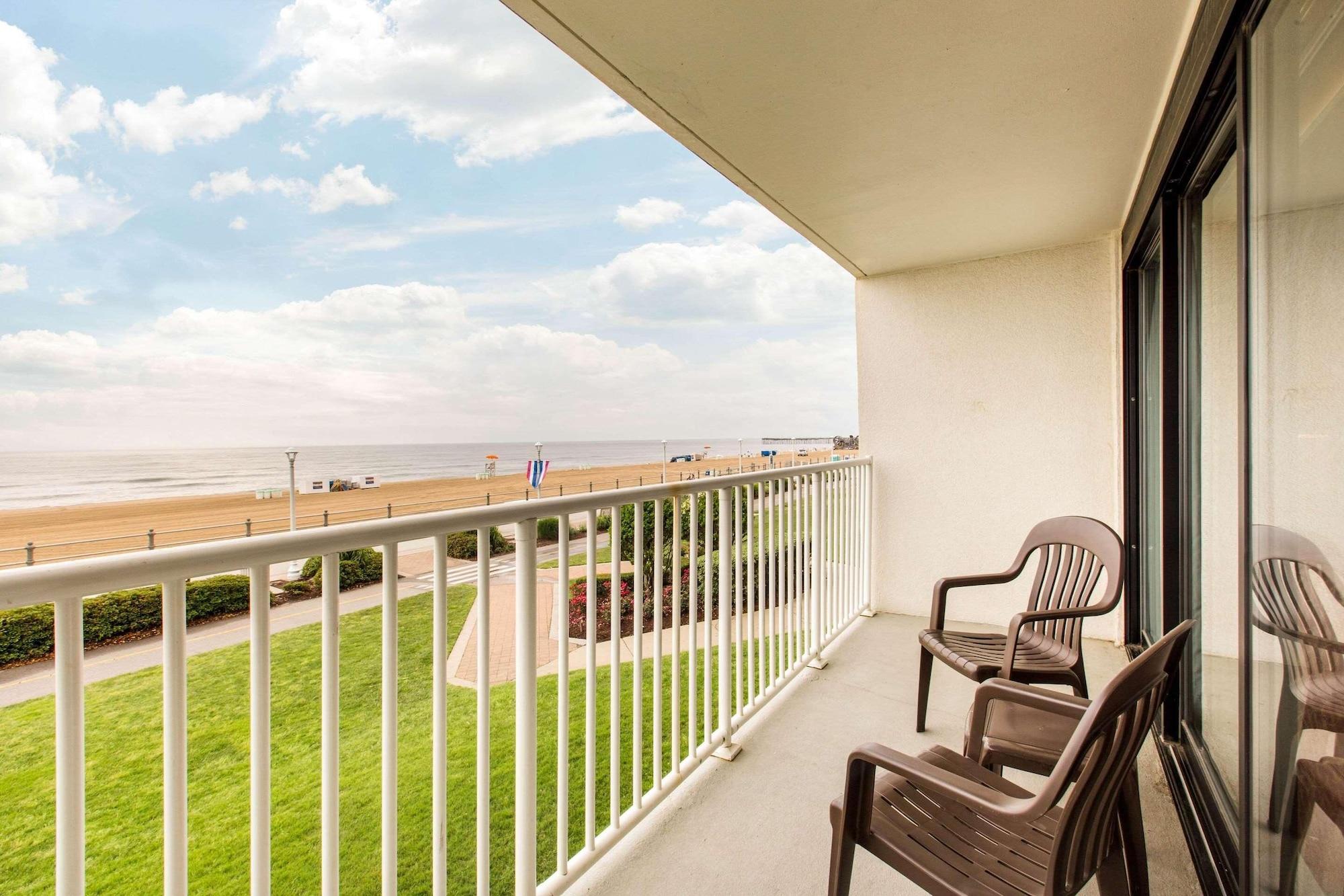 Coastal Hotel & Suites Virginia Beach - Oceanfront Экстерьер фото