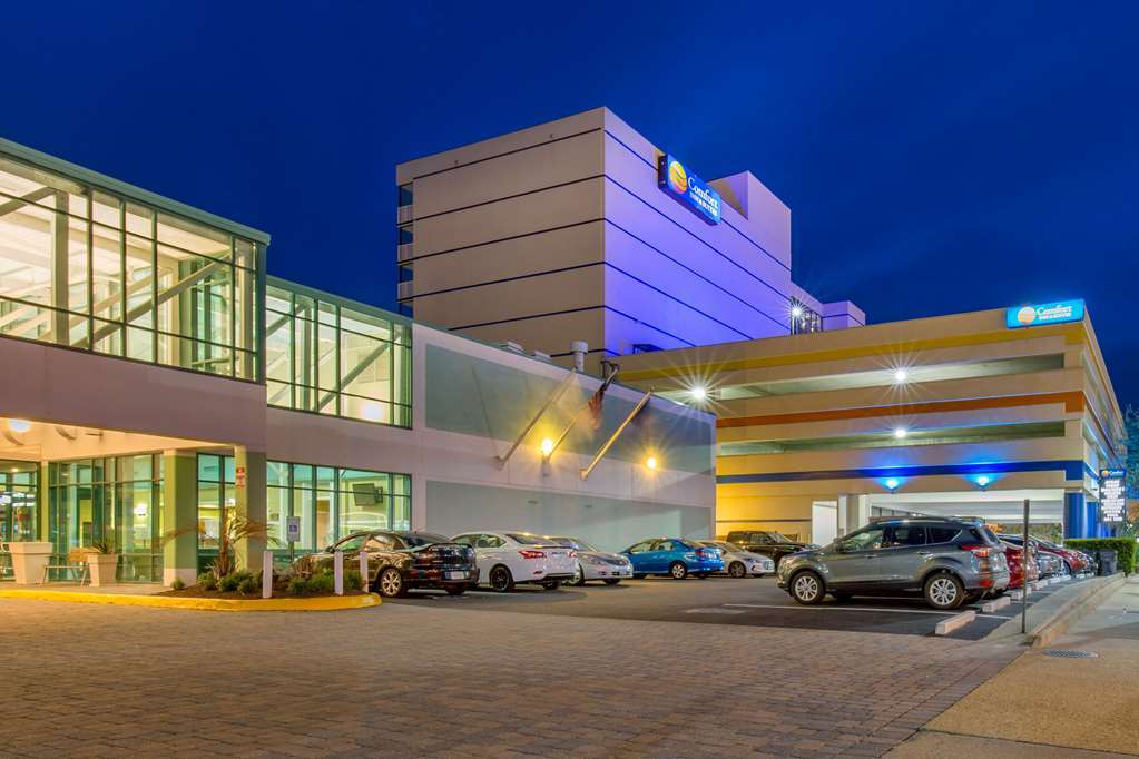 Coastal Hotel & Suites Virginia Beach - Oceanfront Экстерьер фото