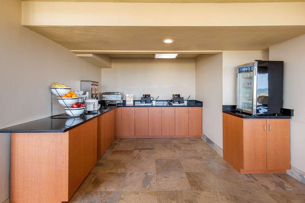 Coastal Hotel & Suites Virginia Beach - Oceanfront Ресторан фото